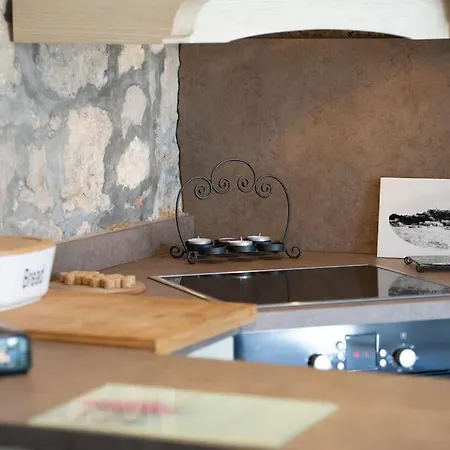 Casa Batana By Briskva Βίλα *